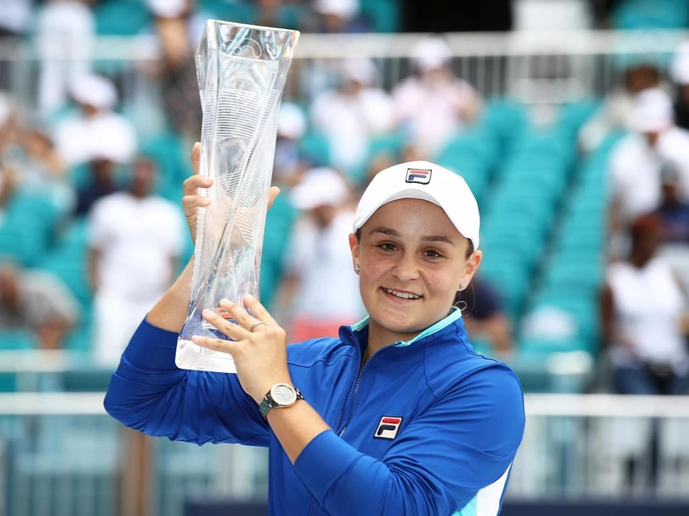 Ashleigh Barty là tay vợt nữ thứ 14 lên ngôi ở WTA Tour mùa này