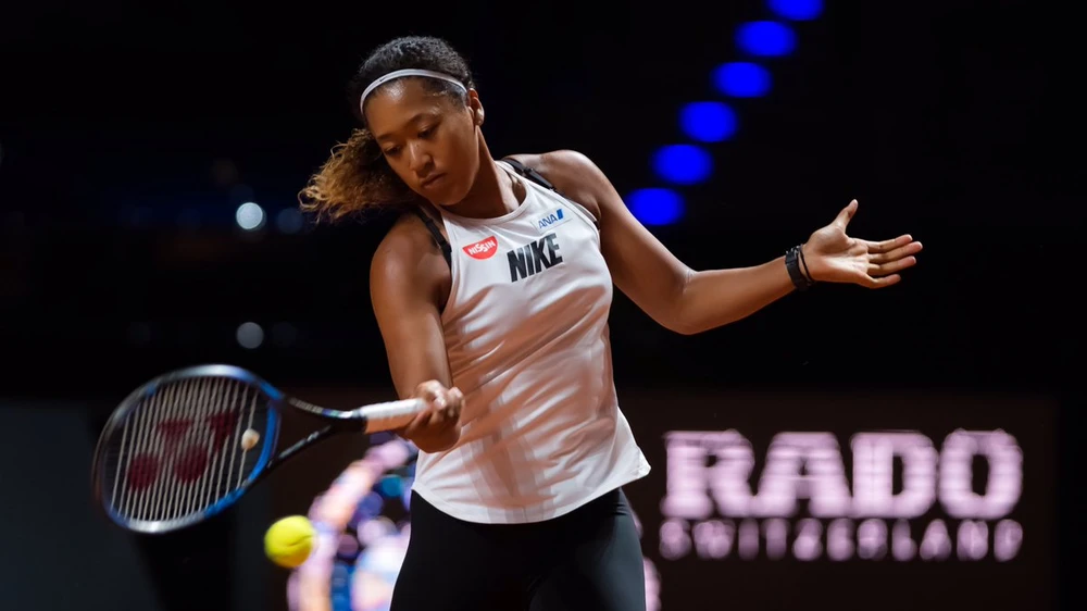 Naomi Osaka phải bảo vệ ngôi Nữ hoàng ở Stuttgart