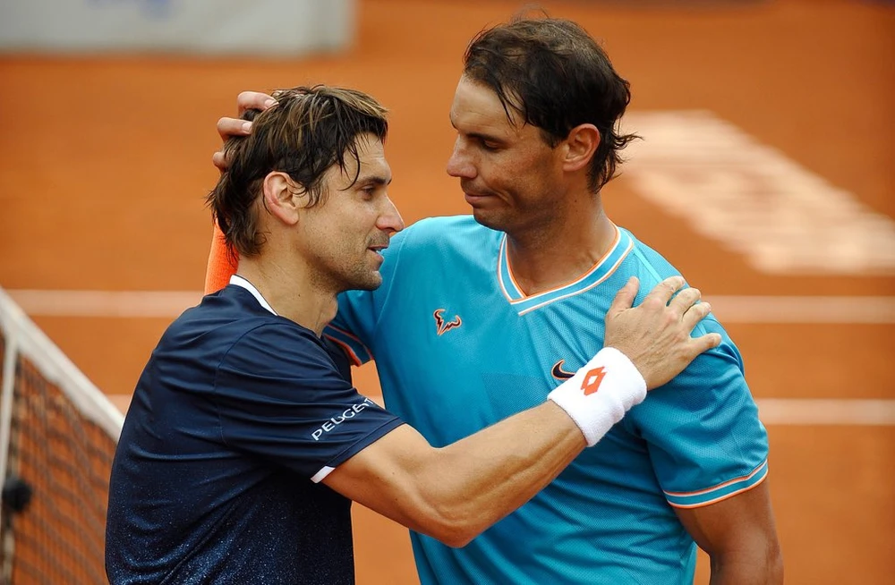 Nadal tạm biệt người bạn cũ Ferrer