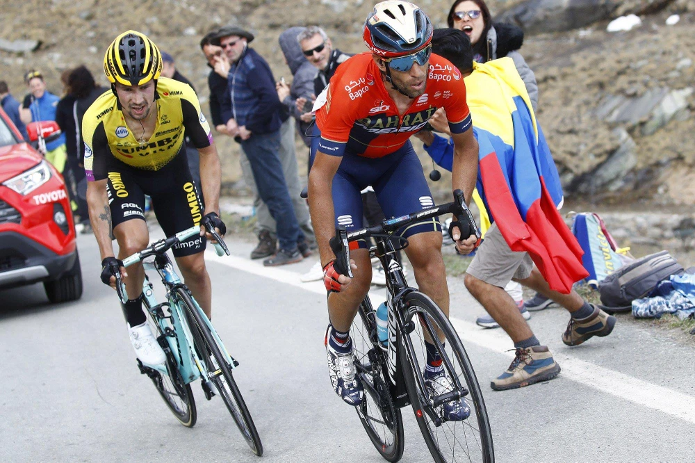 Roglic bám sát Nibali suốt chặng đua thứ 13