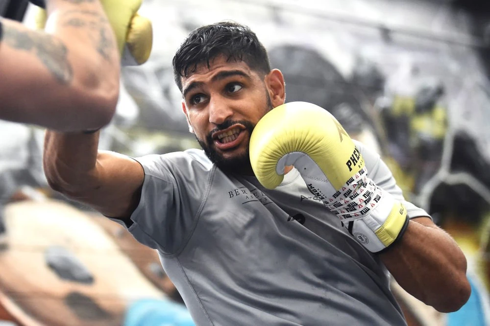 Amir Khan tiết lộ anh đã ký hợp đồng với Manny Pacquiao