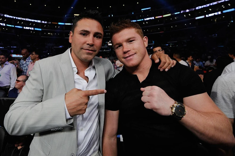 Canelo và ông bầu De La Hoya