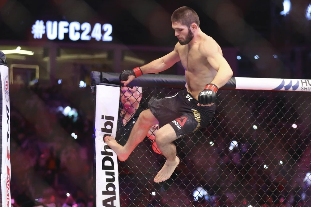 Khabib là Vua của làng MMA với thành tích 28 trận bất khả chiến bại