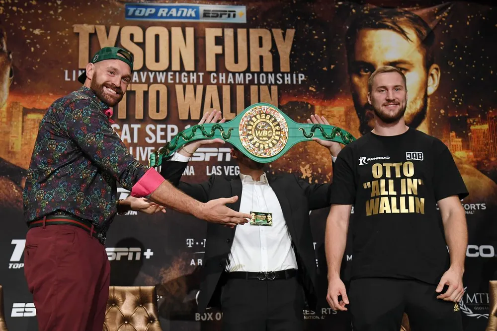 Tyson Fury diễn hài