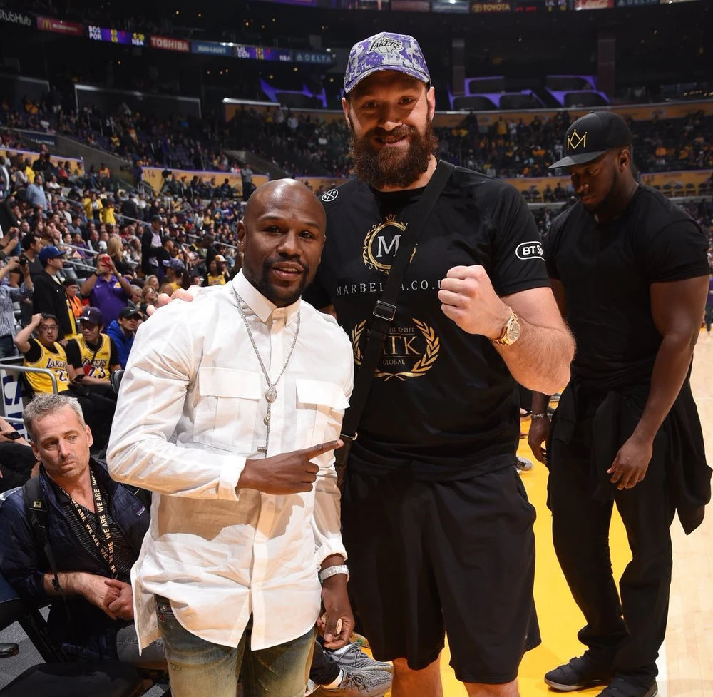 Mayweather khá thân thiết với Fury, anh sẽ chấp nhận huấn luyện Wilder?