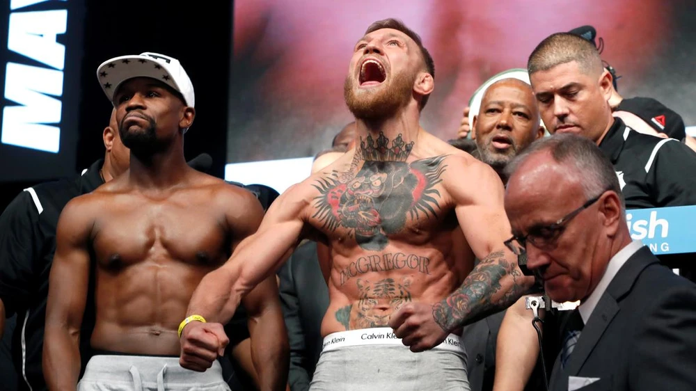 McGregor bay tận cung trăng khi được Mike Tyson ngợi khen