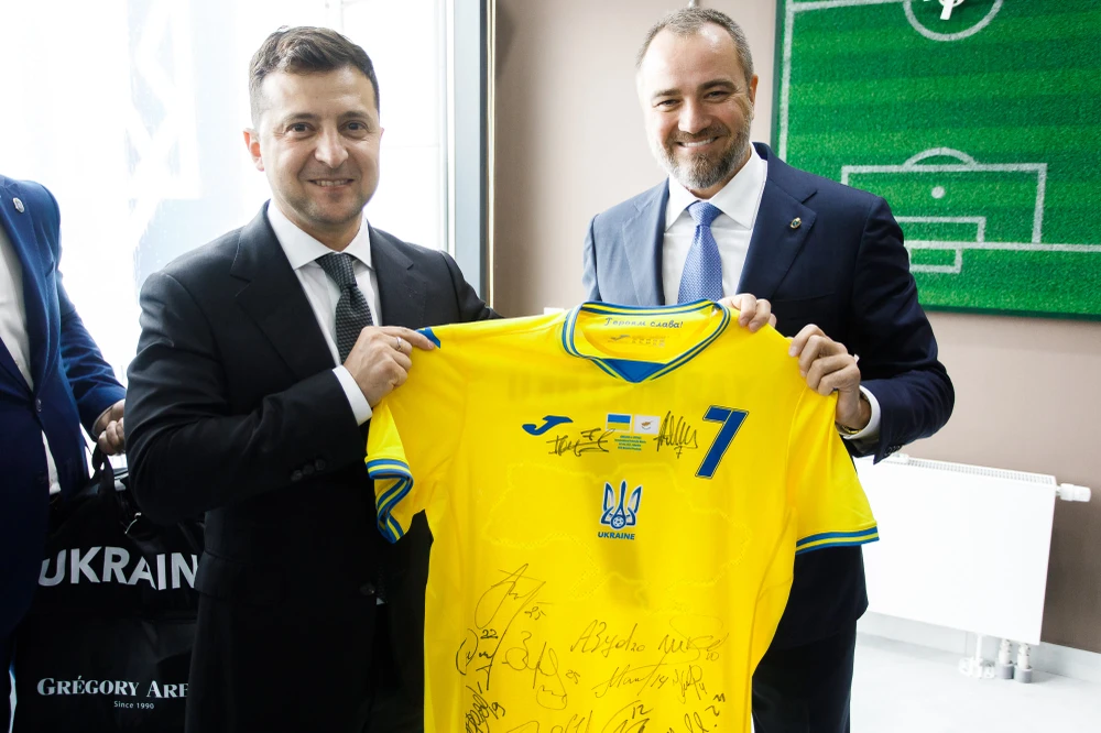 Tổng thống Zelensky và Chủ tịch LĐBĐ Ukraine