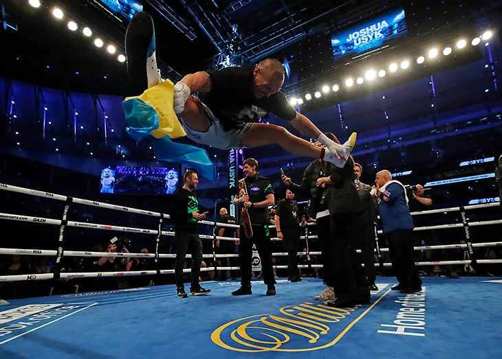 Usyk nhảy điệu Hopak ngay sau chiến thắng trước Joshua