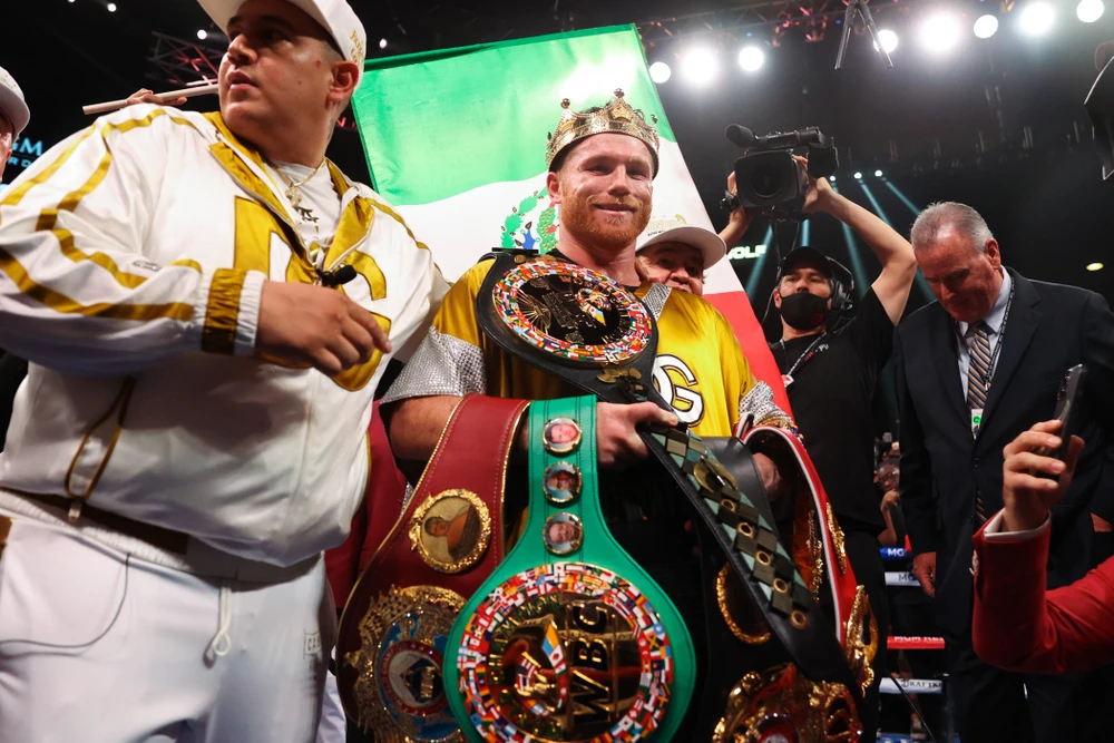 Canelo trở thành "Minh chủ" làng quyền hạng siêu trung