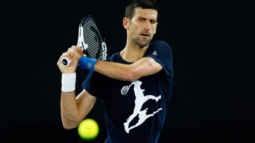 Djokovic hẳn rất nhức đầu với tình trạng của mình