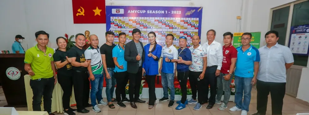 AMY CUP: Họp báo “hoành tráng hơn V-League” ảnh 7