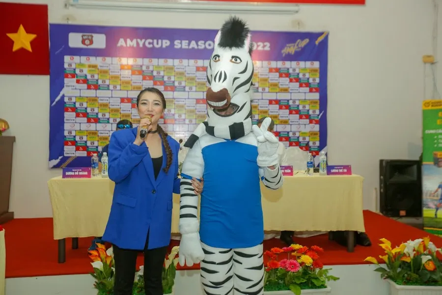 AMY CUP: Họp báo “hoành tráng hơn V-League” ảnh 2