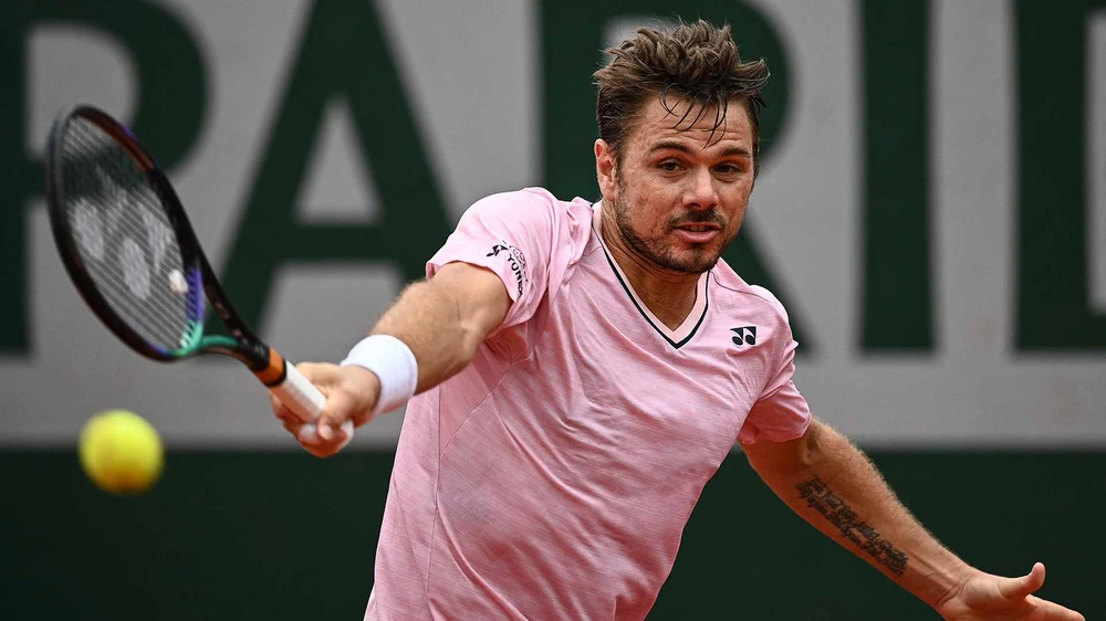 Wawrinka nhàu nhĩ trong trận thua ở Roland Garros