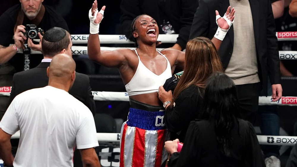 Niềm vui chiến thắng của Claressa Shields