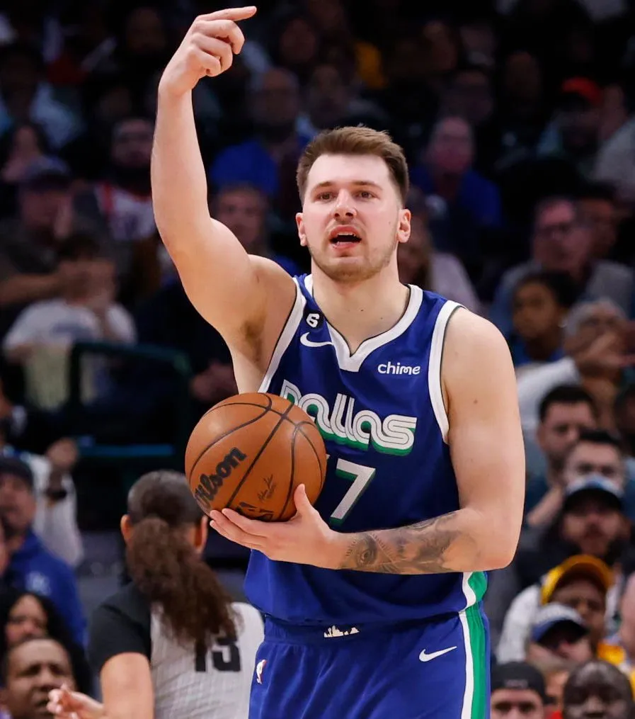 Doncic đi vào lịch sử