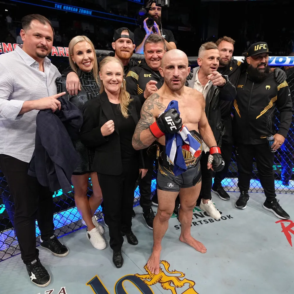 Để thách đấu đai vô địch của Makhachev, &quot;Gã ngắn người&quot; phải hạ xuống hạng cân nhẹ