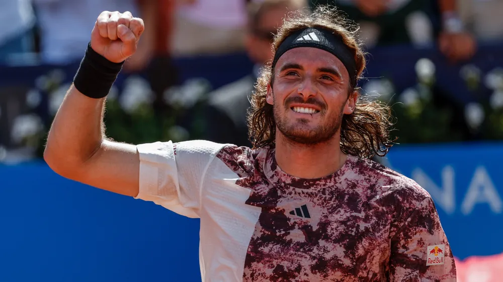 Tsitsipas loại Muestti Tsitsipas loại Muestti