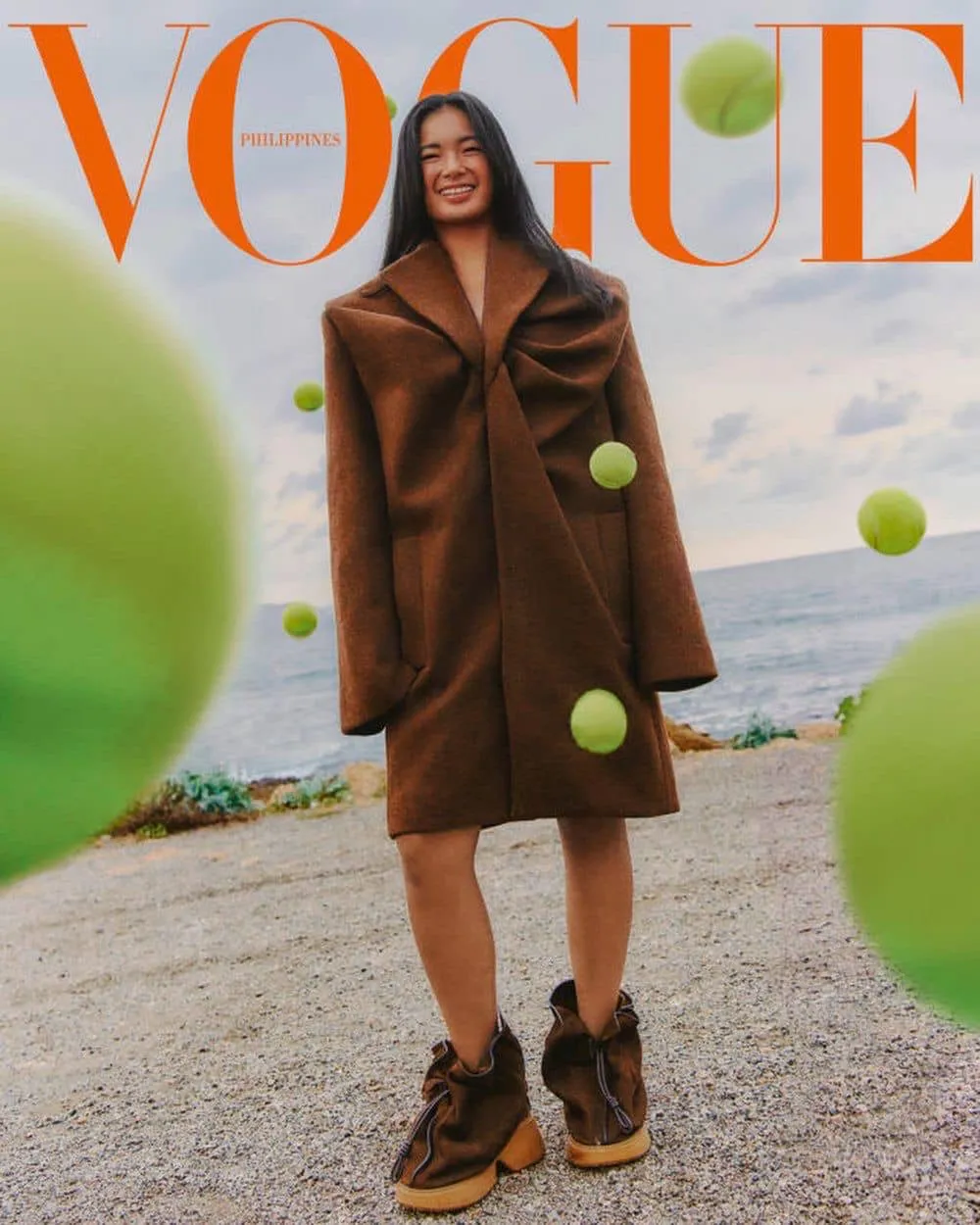 Eala trên trang bìa Tạp chí Vogue Eala trên trang bìa Tạp chí Vogue