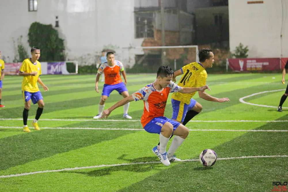 M&M vs Bello Luxury M&M vs Bello Luxury