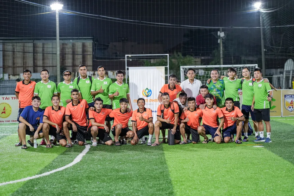 Nghiêm Phạm Holdings giành trọn 3 điểm ngày mở màn