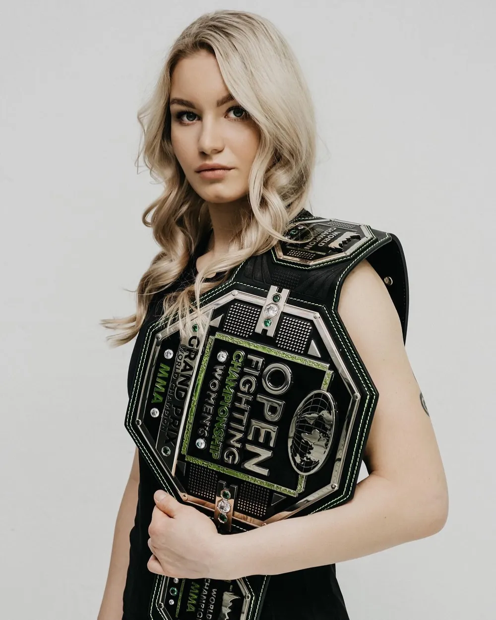 Dukadova đấu ở Open Fighting Dukadova đấu ở Open Fighting