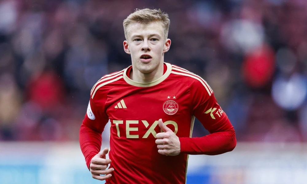 Barron trong màu áo CLB Aberdeen