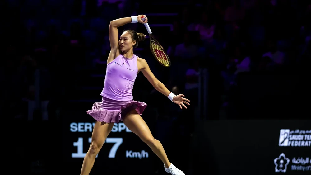 Qinwen giành vé vào chung kết WTA Finals