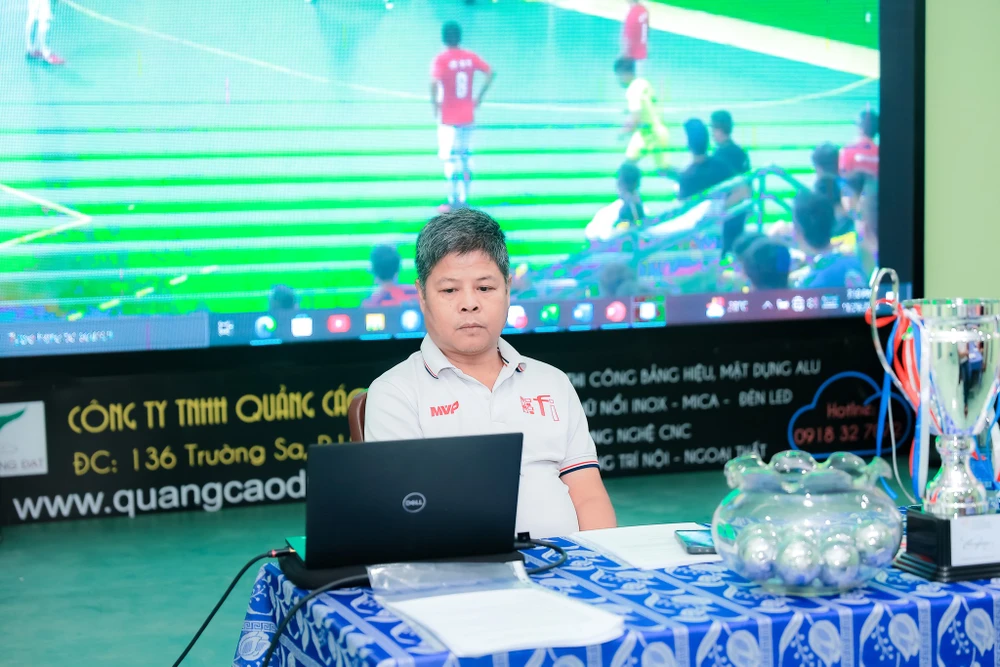 "Ông bầu" Phú Đặng đã giữ lửa cho FI Futsal Championship suốt nhiều năm qua