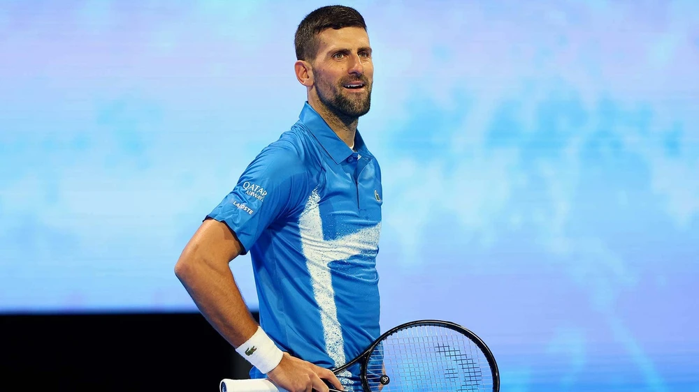 Vẻ mặt thất vọng của Djokovic