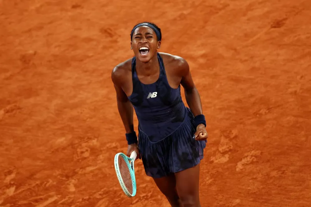 Gauff lọt vào chung kết đơn nữ