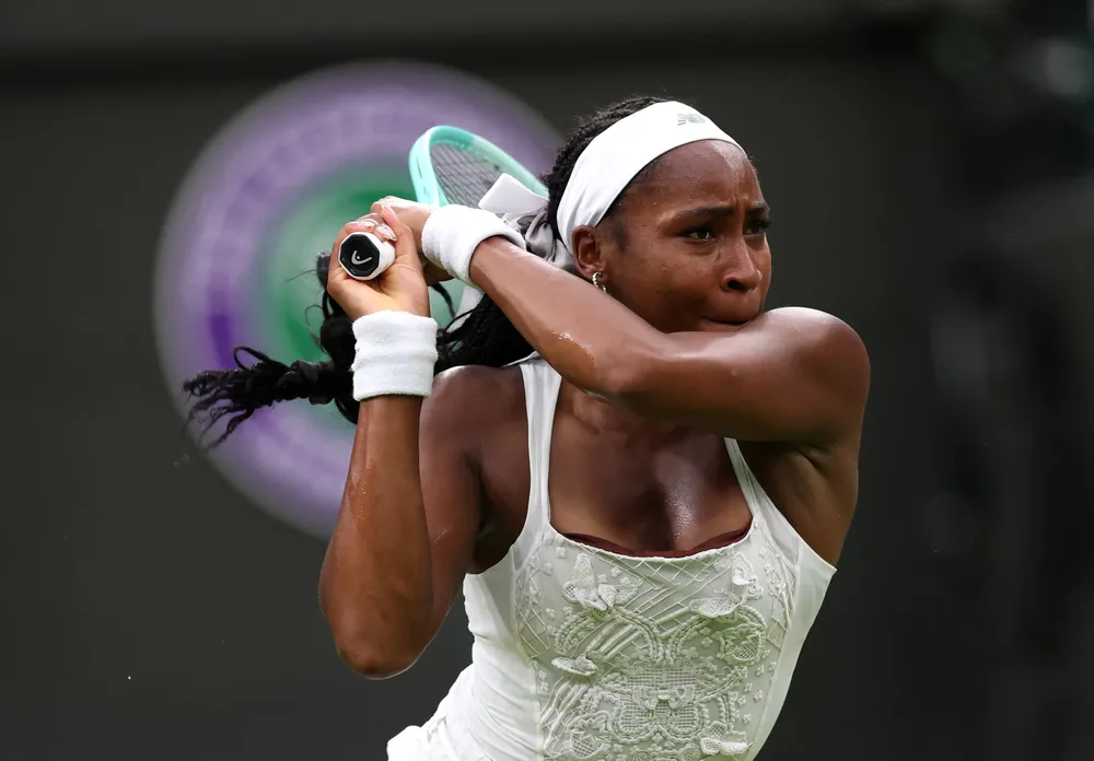 Gauff cũng bị loại từ vòng 1 Gauff.jpeg