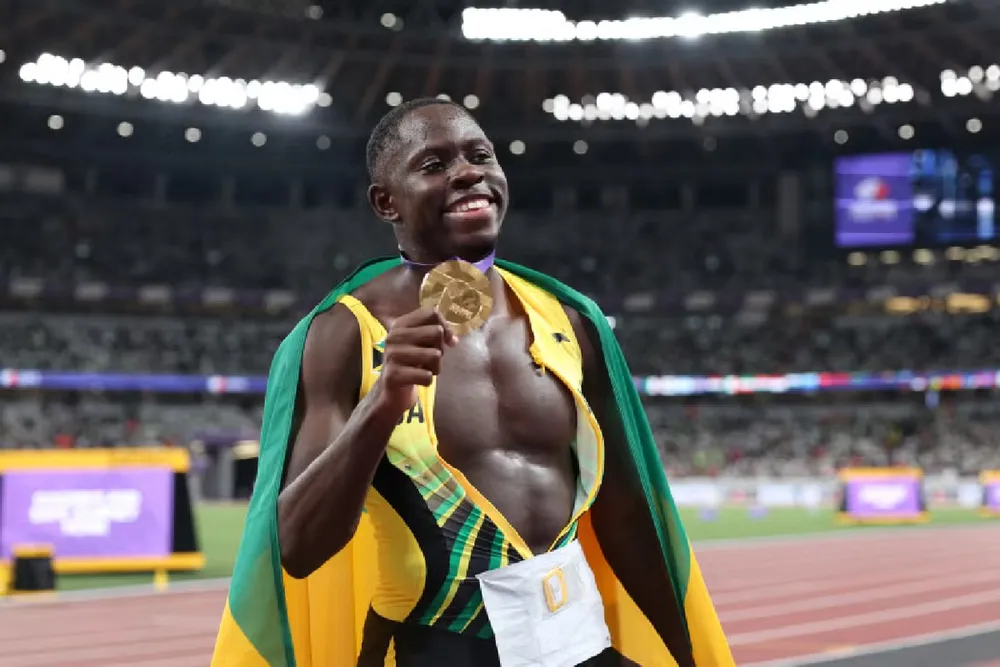 Seville "kế nghiệp" Bolt trên đường chạy 100m
