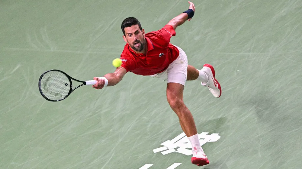 Một màn trình diễn kiên cường nữa từ Djokovic