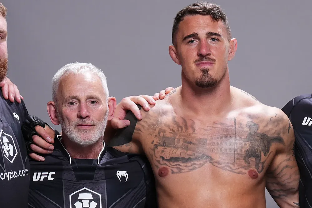 Aspinall và cha của mình