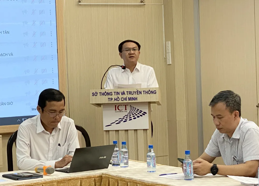 Ông Lâm Đình Thắng, Giám đốc Sở TT-TT TPHCM mong rằng, thông qua hội nghị sẽ đưa chữ ký số đến gần người dân hơn