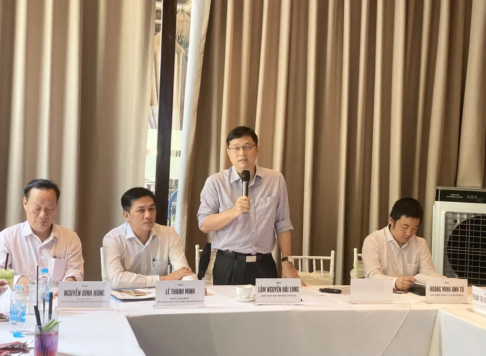 Ông Lâm Nguyễn Hải Long, Chủ tịch Hội tin học TPHCM giới thiệu về iTech Expo 2025 tempImageI84wUp.jpg
