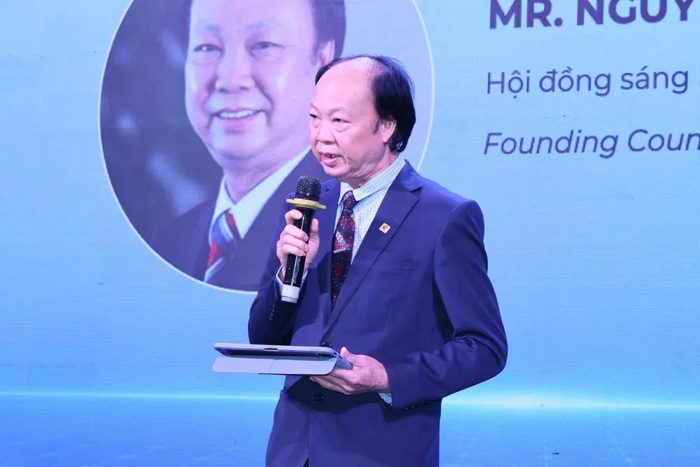 Ông Nguyễn Đình Thắng, Hội đồng sáng lập Vinasa, phát biểu khai mạc sự kiện QUIR2883.JPEG