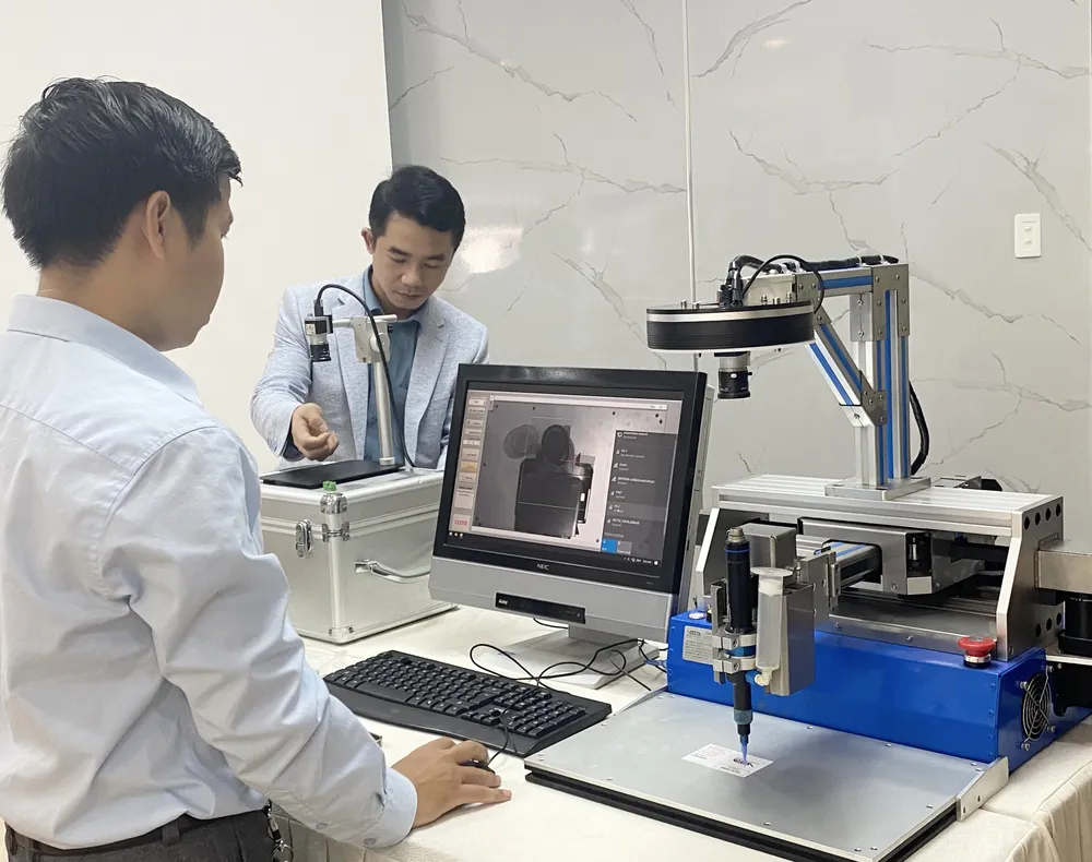 Giải pháp phát hiện sản phẩm lỗi thông qua hình ảnh bề mặt ảnh 1