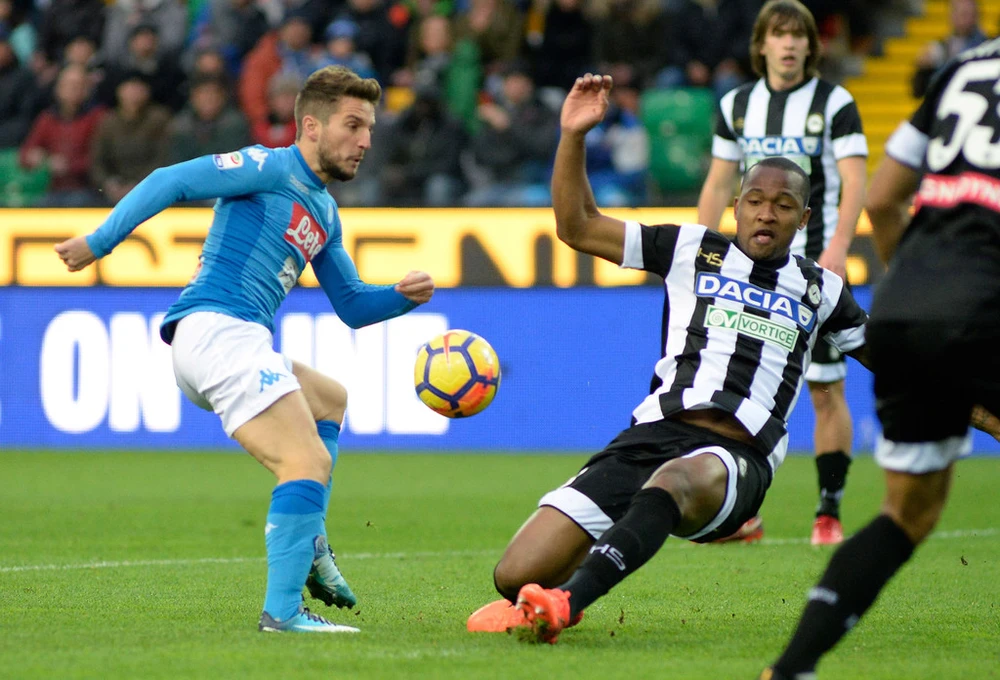 Dries Mertens và Napoli sẽ là nỗi ám ảnh cho các đại gia trong tham vọng giành Europa League. Ảnh: Getty Images. 