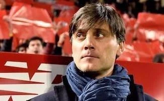 HLV Vincenzo Montella vẫn chưa hết vận đen khi sang dẫn dắt Sevilla. Ảnh: EPA