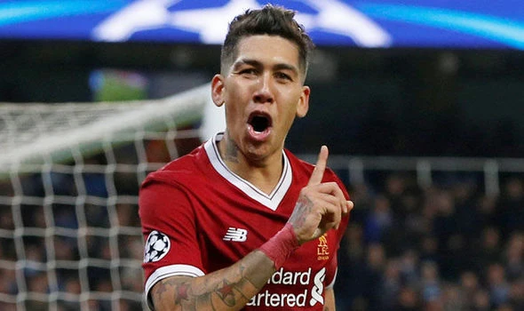 Roberto Firmino chờ đợi khoảnh khắc của cuộc đời.