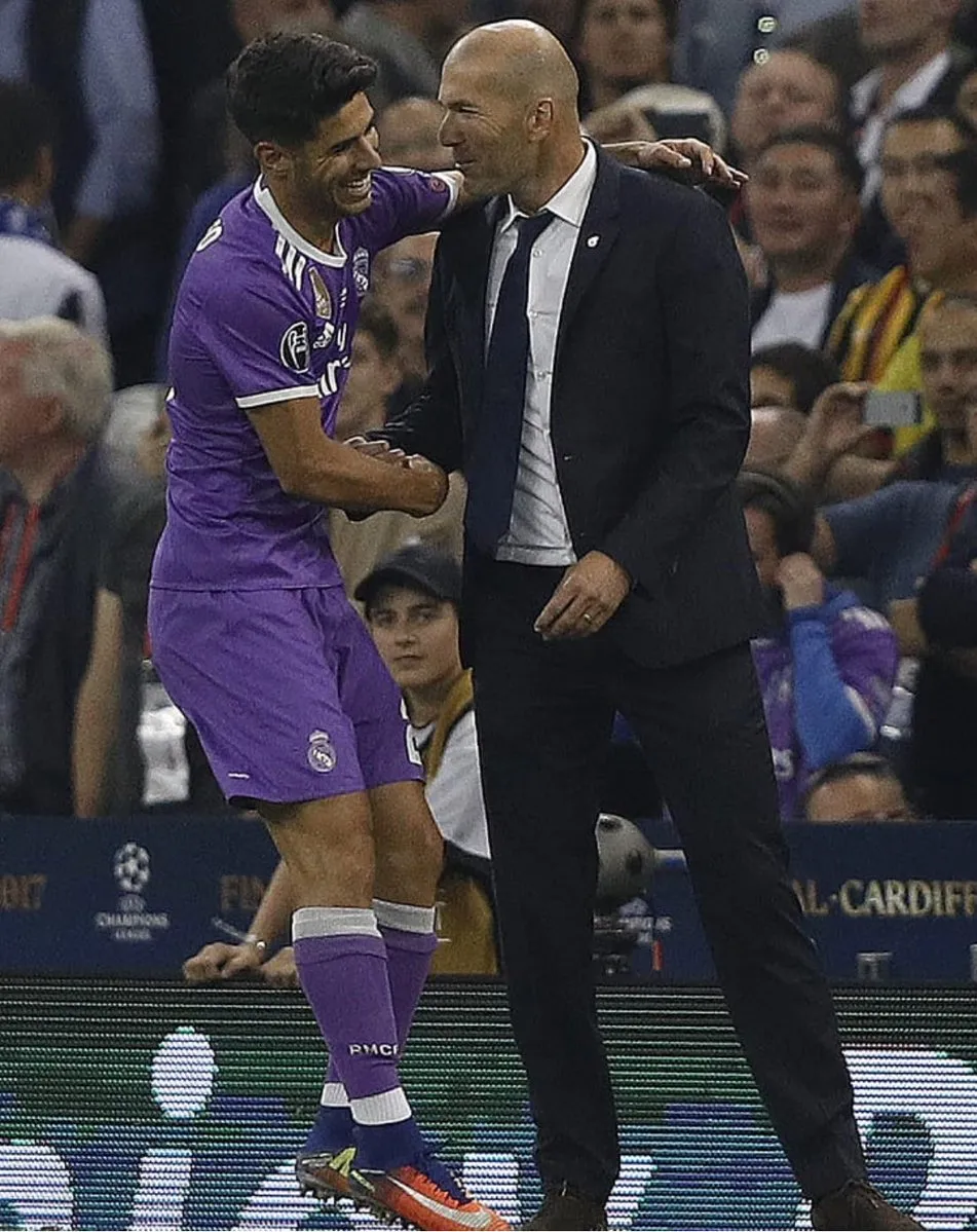 Các ngôi sao Real Madrid nói lời chia tay HLV Zidane ảnh 11