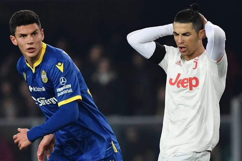 Kỷ lục Cristiano Ronaldo trong ngày buồn Juventus