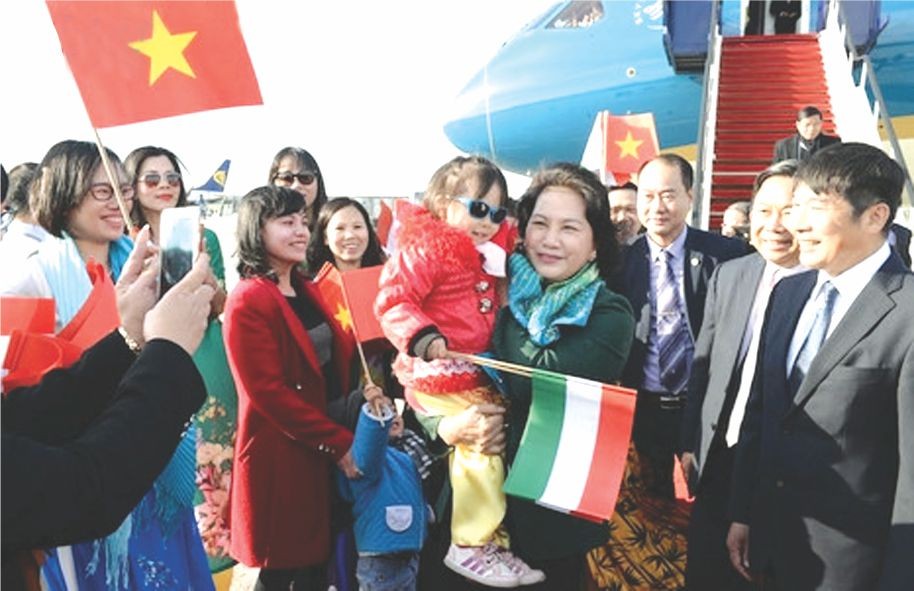 國會主席阮氏金銀正式訪問匈牙利