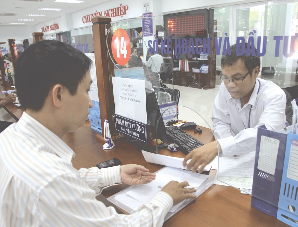 企業在計劃投資廳辦理經營執照。