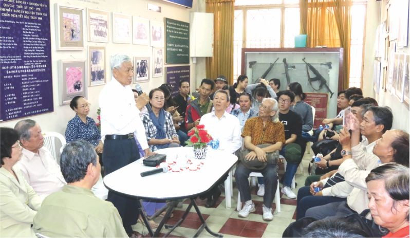 文藝工作者參觀華人歷史遺跡