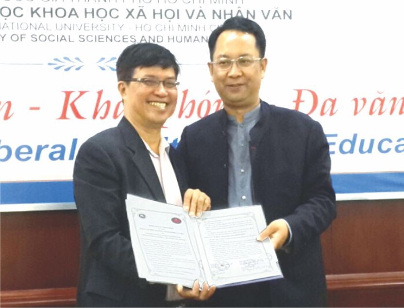 市人文社會科學大學與四川理工學院合作