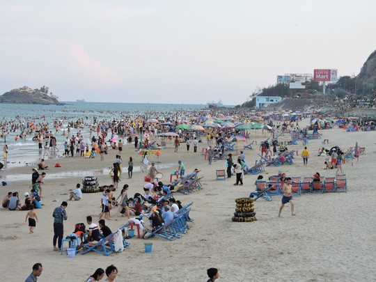 頭頓海灘節日度假游客劇增往往引起住房價飆漲。（示意圖來源：互聯網）