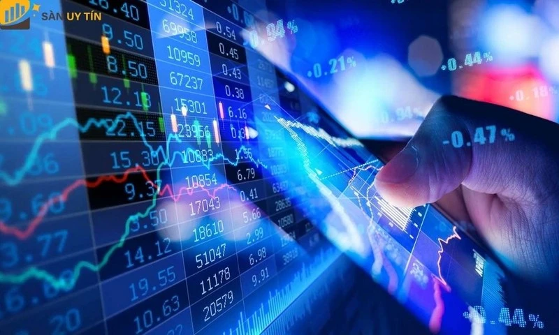 VN Index vượt ngưỡng kháng cự 1.150 điểm