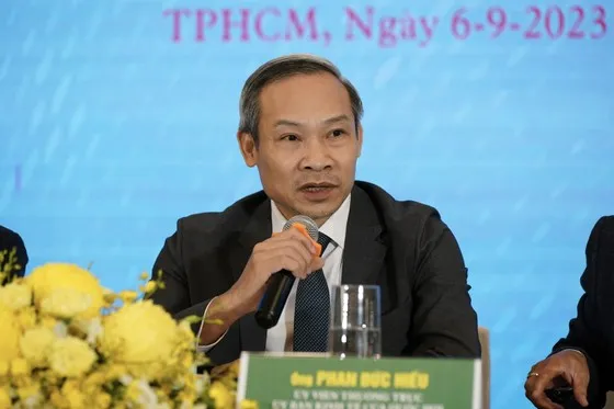 Ông Phan Đức Hiếu, Ủy viên Thường trực Ủy ban Kinh tế của Quốc hội. Ảnh Hoàng Hùng Ông Phan Đức Hiếu, Ủy viên Thường trực Ủy ban Kinh tế của Quốc hội. Ảnh Hoàng Hùng
